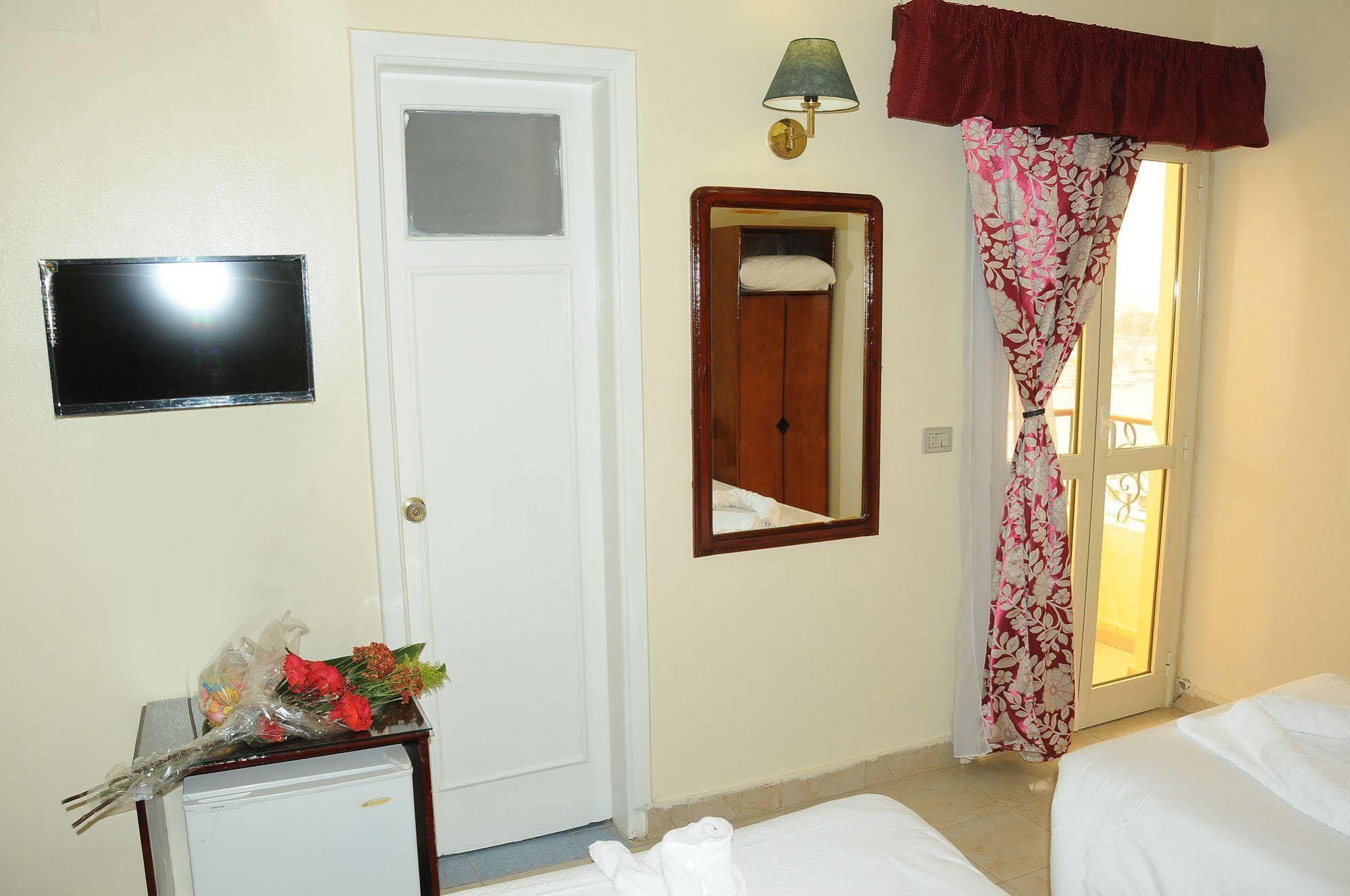 Nile Hotel Aswan Eksteriør bilde